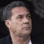 Luxemburgo é internado na UTI com suspeita de infecção pulmonar