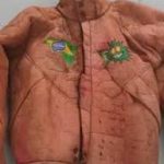 Dudu Camargo visita o memorial da banda Mamonas Assassinas em Guarulhos (SP)