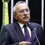 Ex-deputado do Piauí publica ‘nude’ nas redes sociais e apaga em seguida