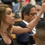 Erika Hilton rejeita negociação sobre compensações na PEC da 6×1