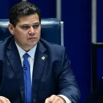 PF indicia suplente de Alcolumbre flagrado com dinheiro vivo