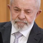 Reprovação do governo Lula chega a 56%; aprovação, 42%