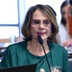 Damares vê mentira de Lula sobre ‘pobre pagar plano de saúde do rico’