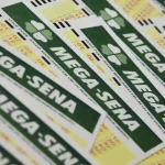 Ninguém acerta Mega-Sena; prêmio acumula para R$ 165 milhões