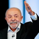 Lula fala em ‘acabar com a polícia’, ao criticar milícia durante debate