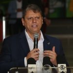 Pesquisa: Tarcísio lidera com 53% a 33% no 1º turno para o governo de São Paulo
