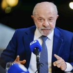 Lula flerta com crime eleitoral distribuindo dinheiro e perdoando dívidas a 12 dias da eleição