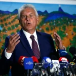 Caiado anunciará apoio a Flávio Bolsonaro no 2º turno